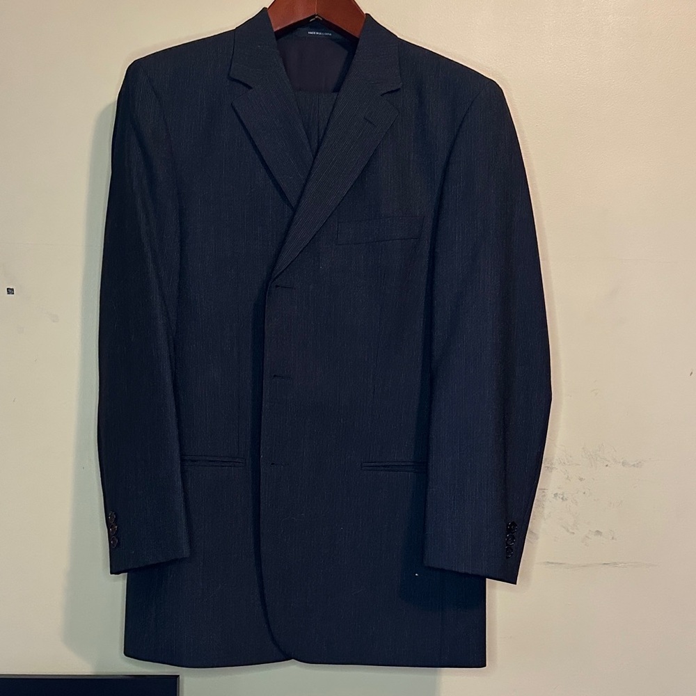 Men'sMen’s three button charcoal suit Classic Black Blazer